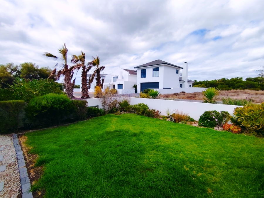 4 Bedroom Property for Sale in Shelley Point Western Cape
